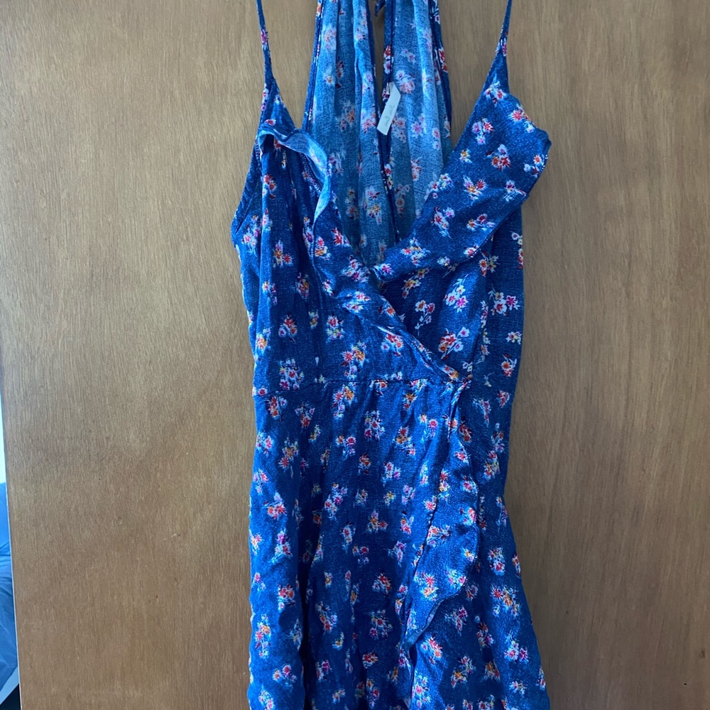 Blue floral ruffles dress size m